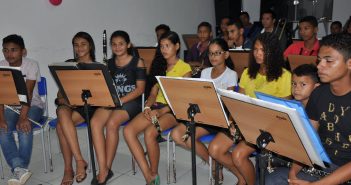 Escola de música realiza primeira reunião com pais em 2017
